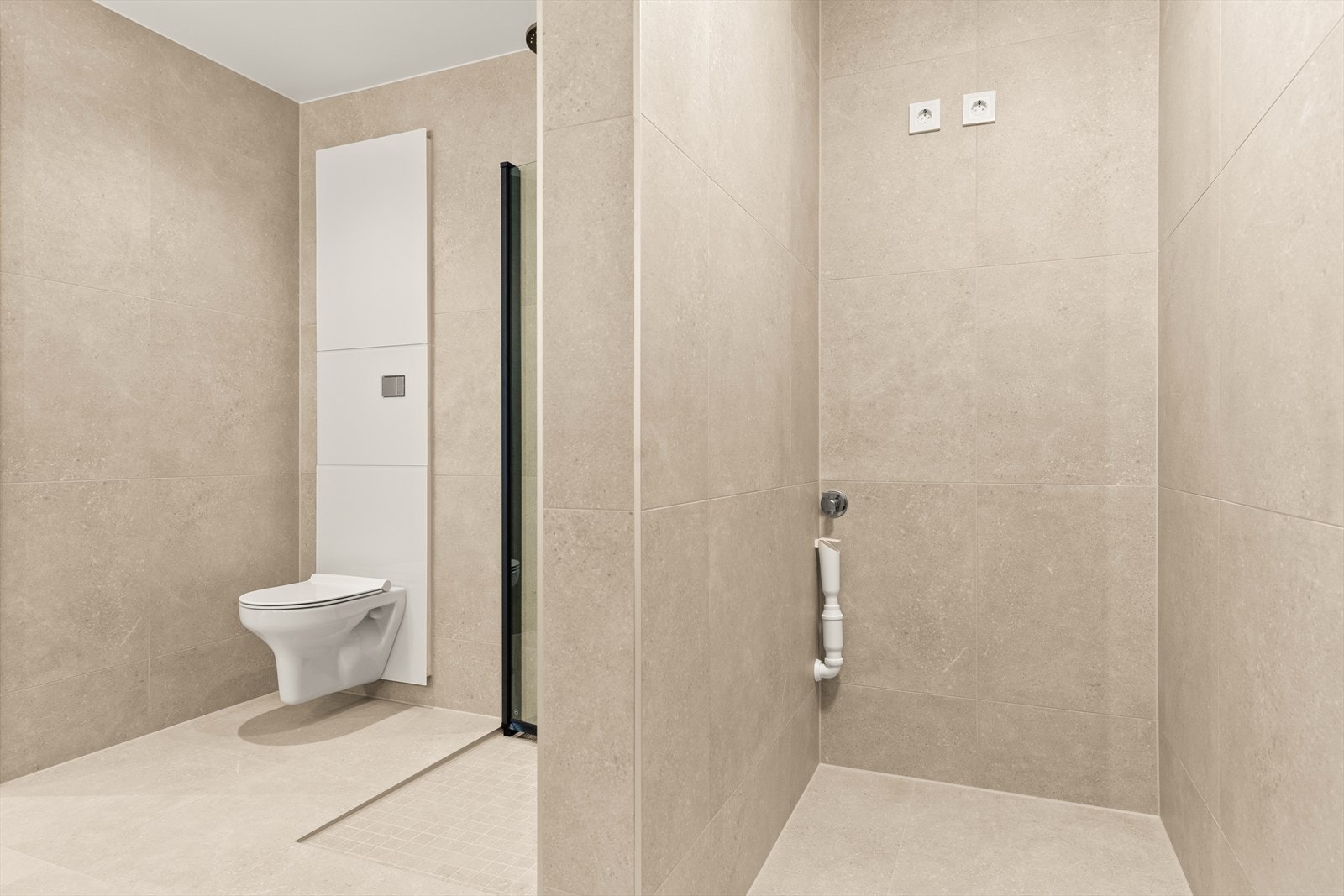 Egen nisje til vaskemaskin og tørketrommel Galleribilde