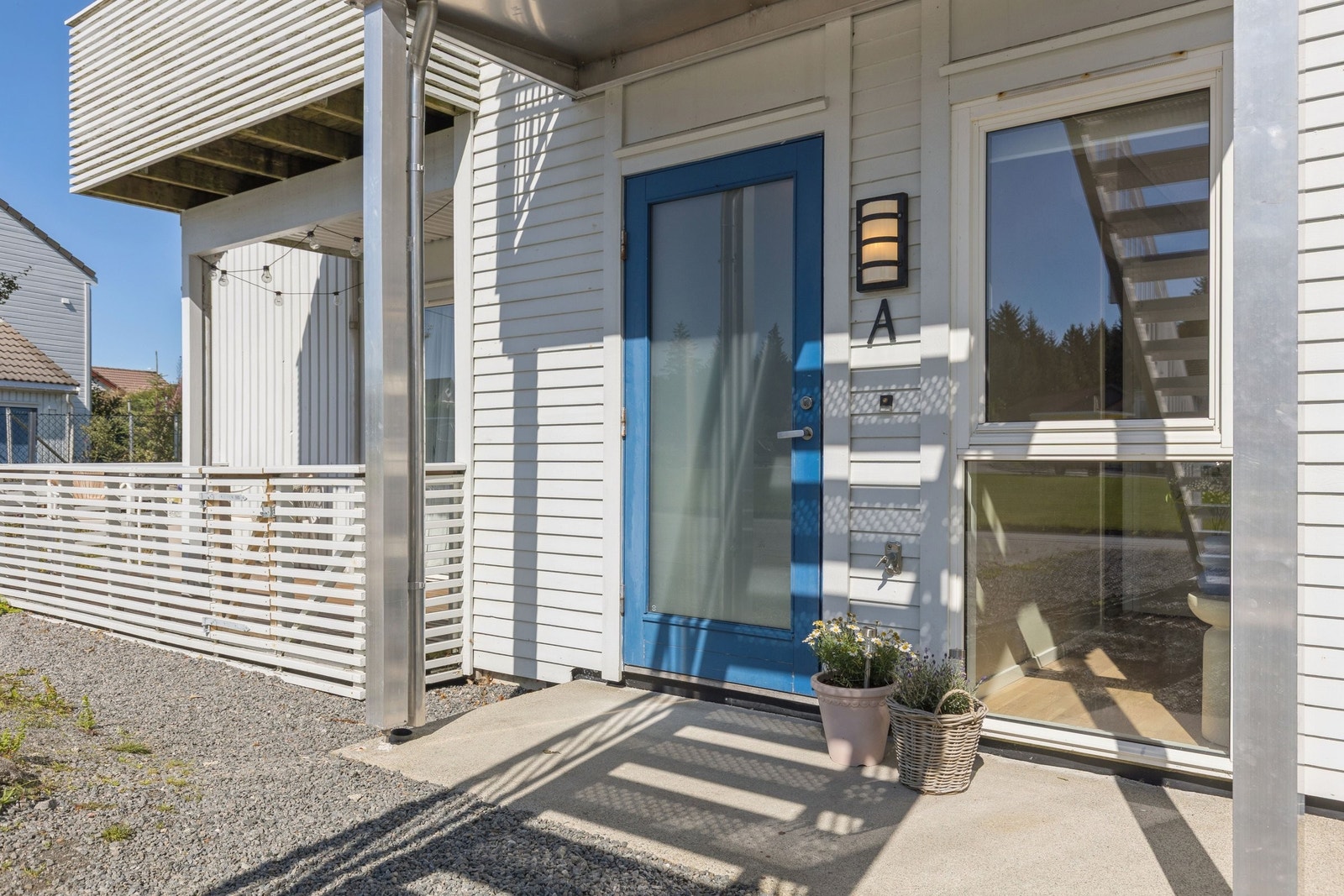 Inngangsparti med trappefri adkomst. Galleribilde