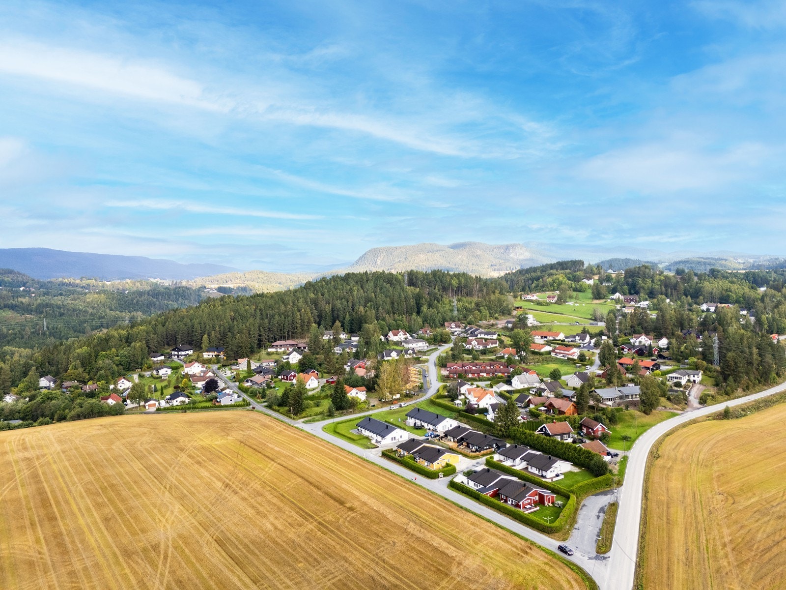 Her bor du med gangavstand til barnehage, barneskole og flotte turmuligheter. Galleribilde