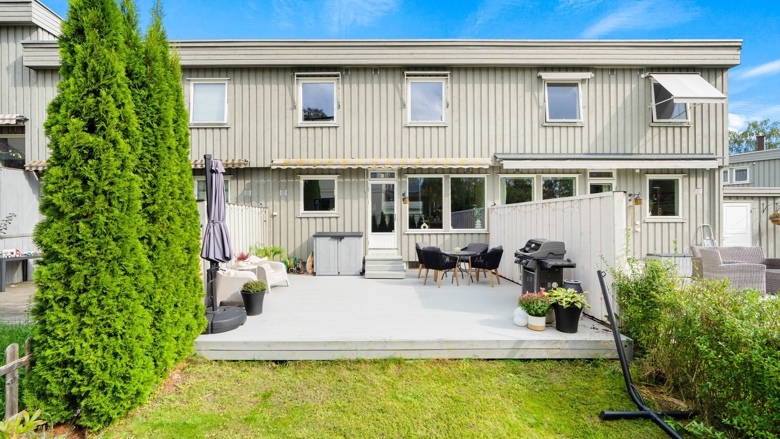 Velkommen til Stovnerfaret 90, presentert av Amalie Oline Soelberg og Silje Hanevik Eia hos Nordvik! Galleribilde