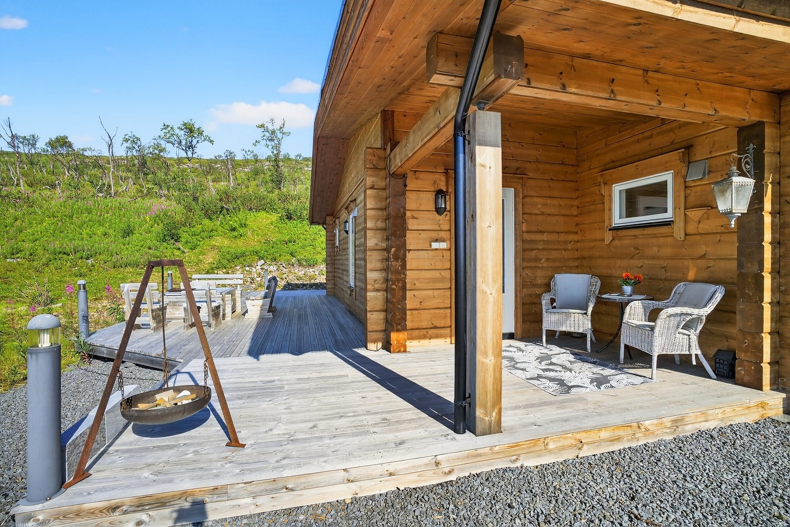 Her kan man enkelt flytte seg etter solen på sommeren. Galleribilde