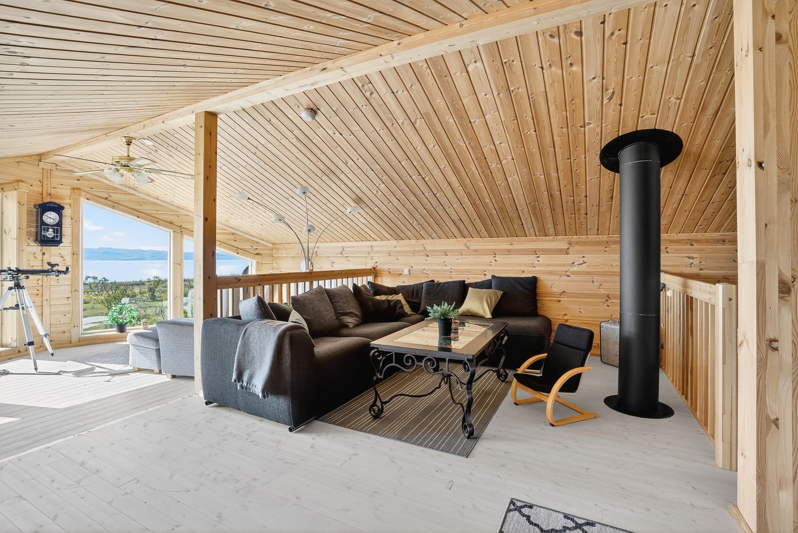 Her kan man enkelt innrede med flere sittegrupper. Galleribilde