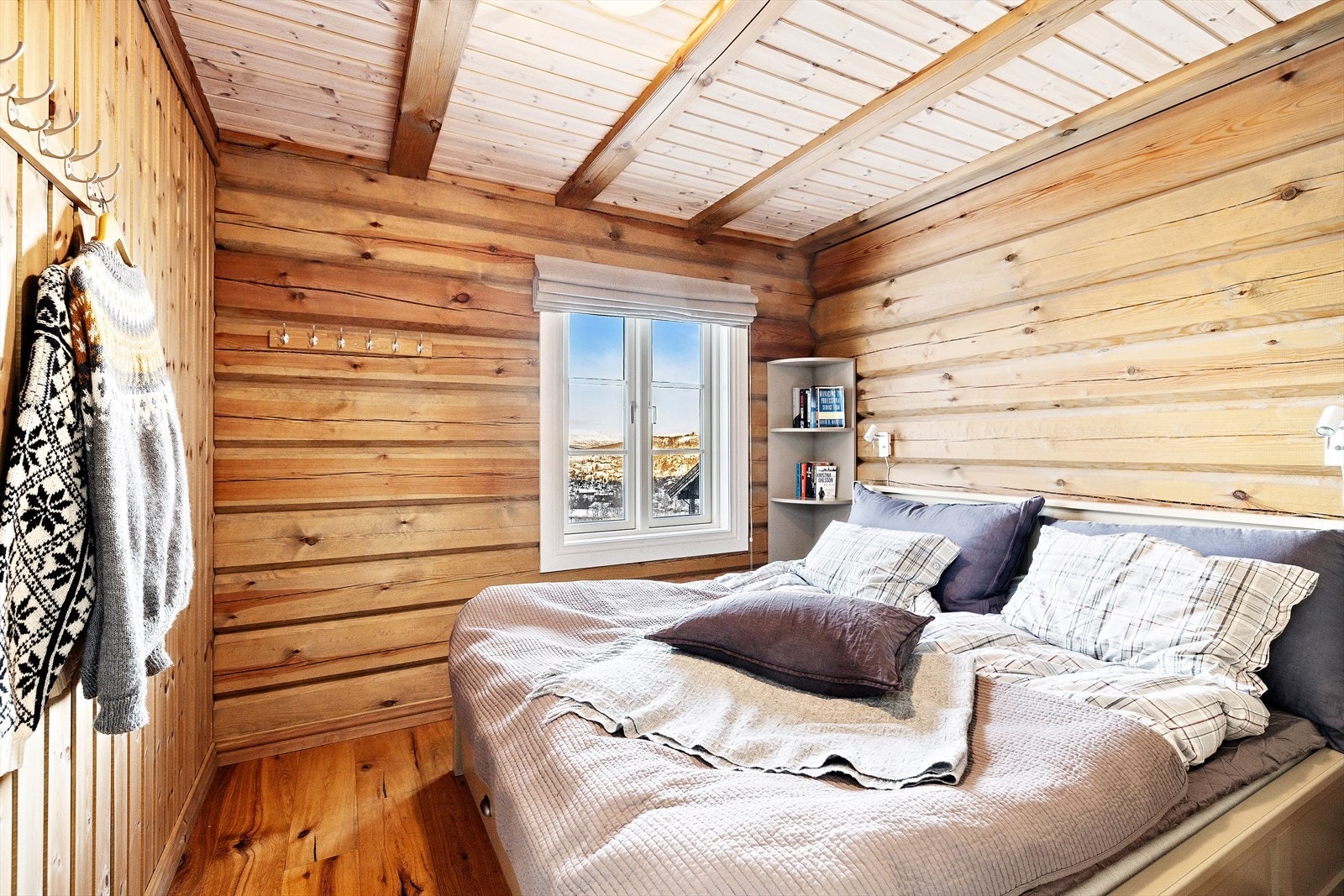 Soverom i 1. etasje Galleribilde