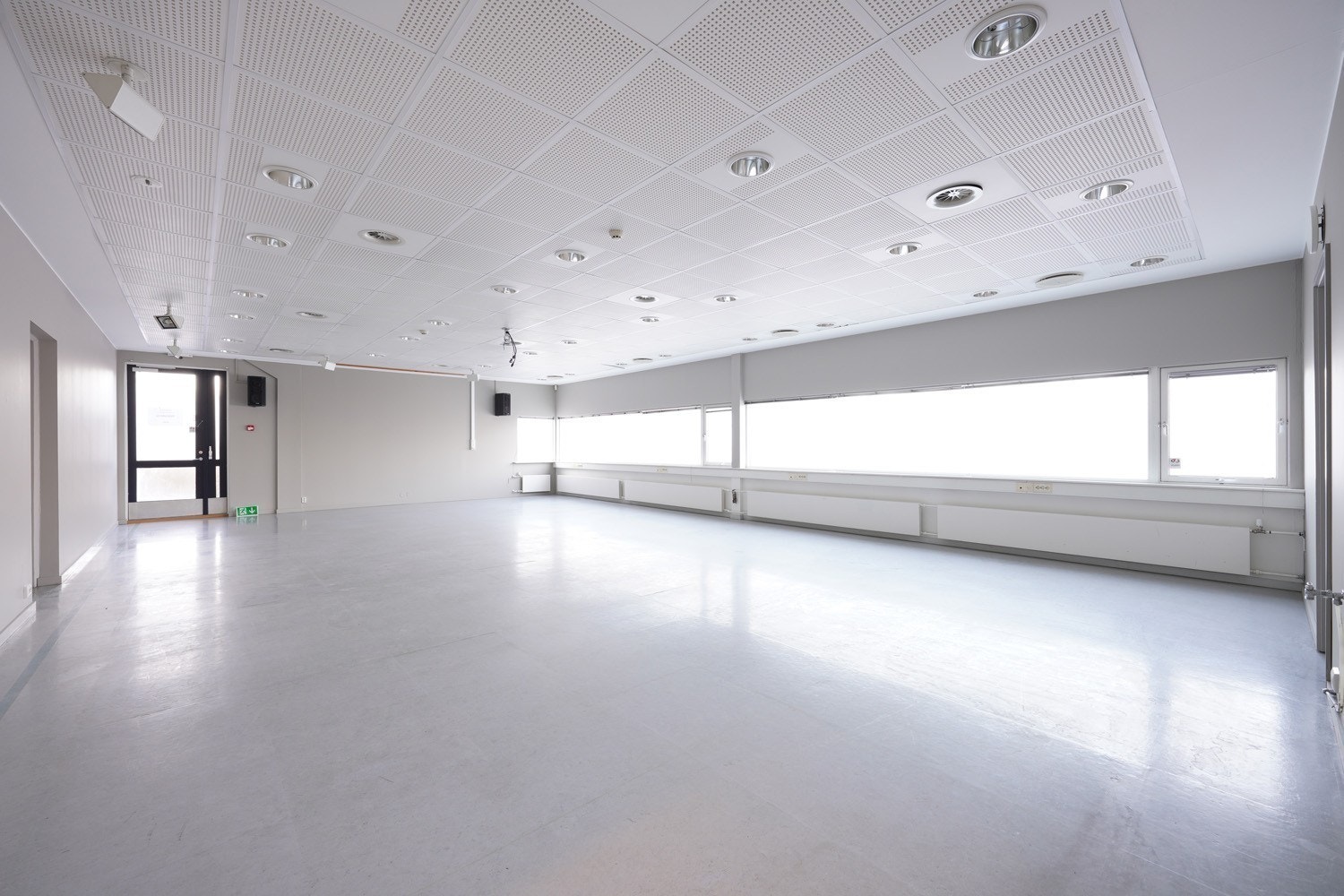 Stort disponbelt rom som tidligere har fungert som kurslokale/møterom Galleribilde