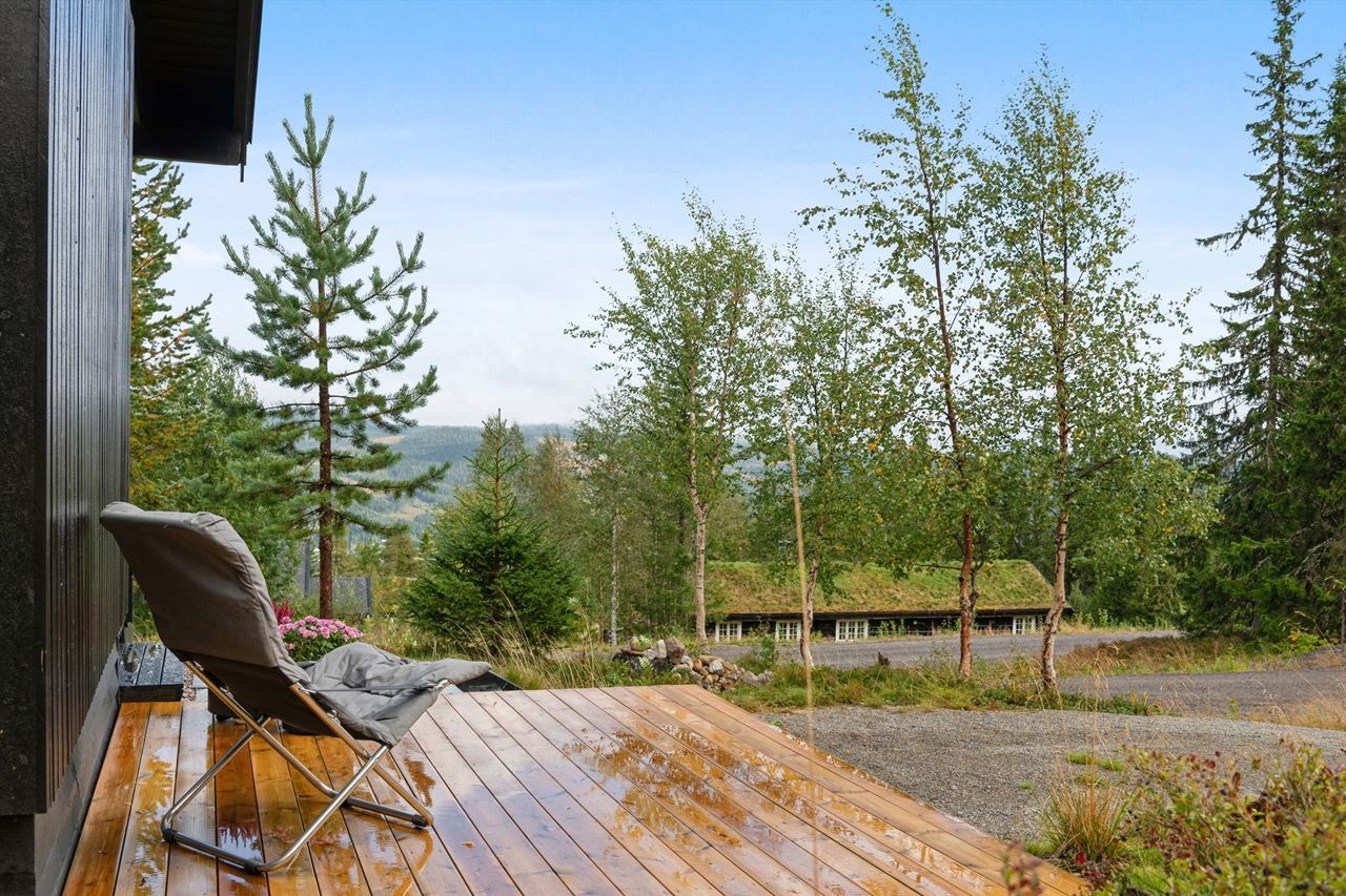 Den sørvendte terrasseplattingen fra 2025 inviterer til avslappende dager i solveggen. Galleribilde