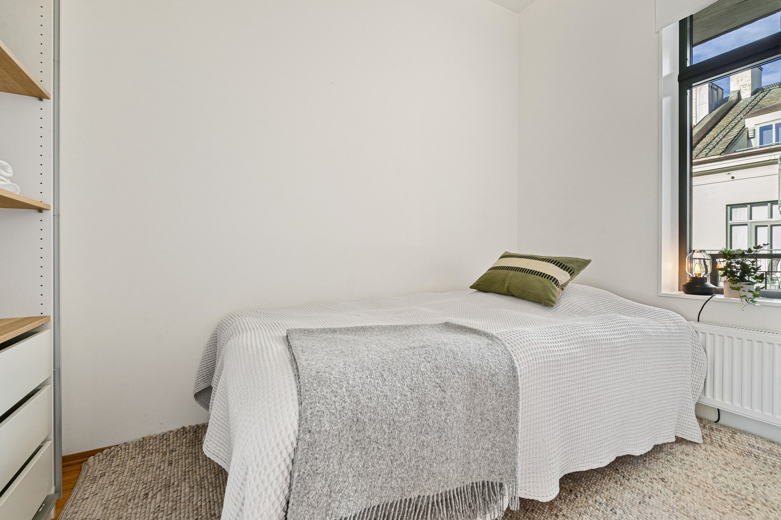 Soverom 2 på 6,7 kvm. Galleribilde