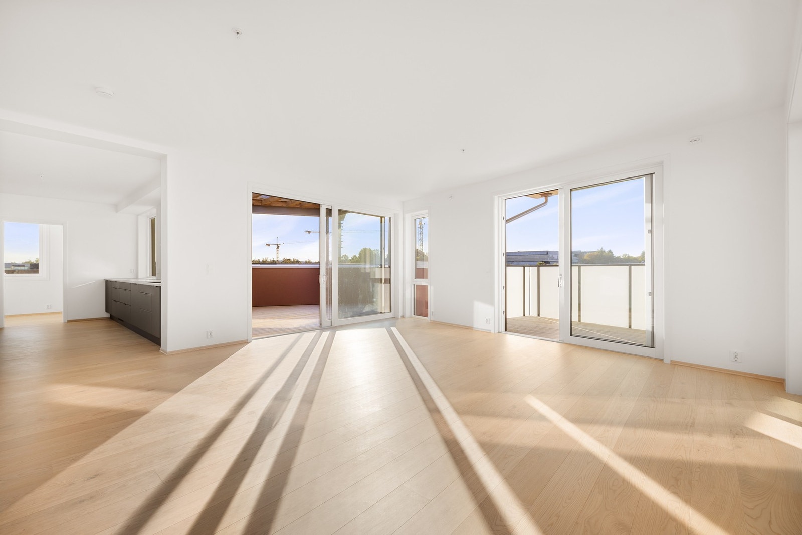 Leiligheten nyter en flott planløsning med gode møbleringsmuligheter Galleribilde