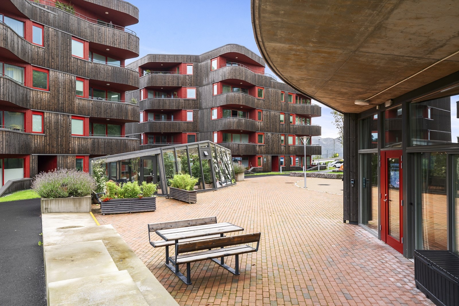 - Det er også drivhus like ved - Galleribilde