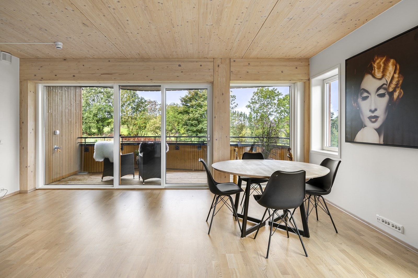 - Det er god plass til ønskelig møblement - Galleribilde