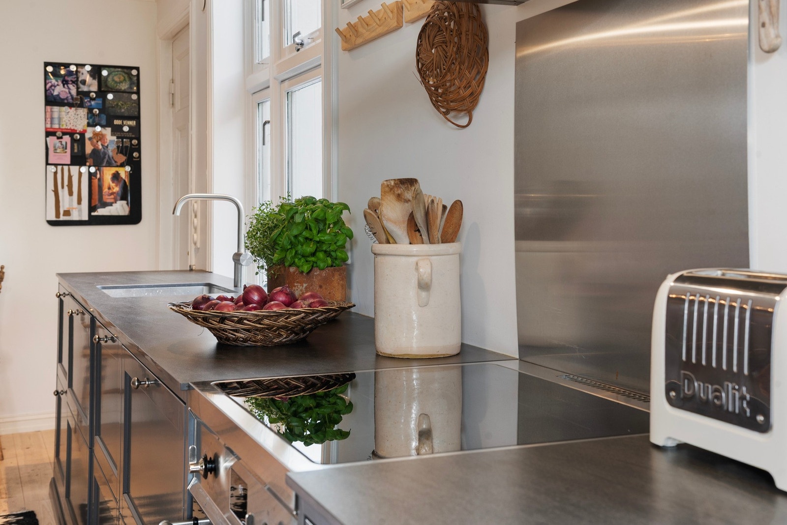 Drømmekjøkken av god kvalitet. Galleribilde