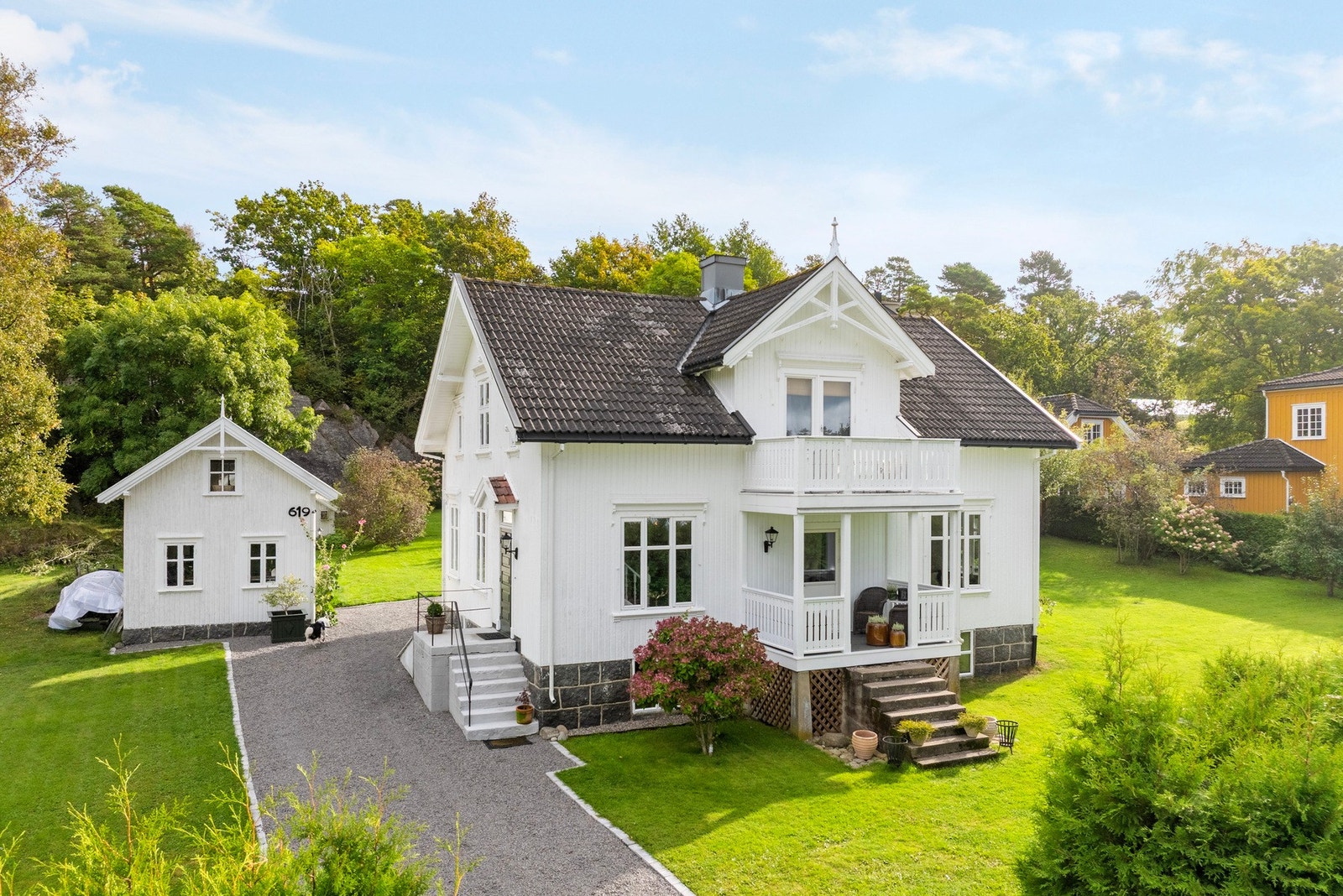 EIE Tønsberg v/Robert Hoff presenterer denne unike boligen i Vestveien 619 Galleribilde