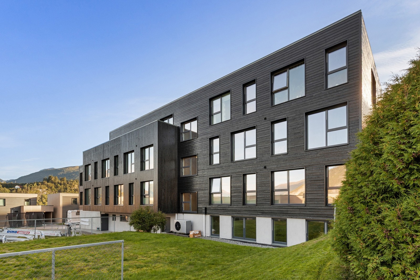 Lys og praktisk leilighet i bygg fra 2016. Galleribilde