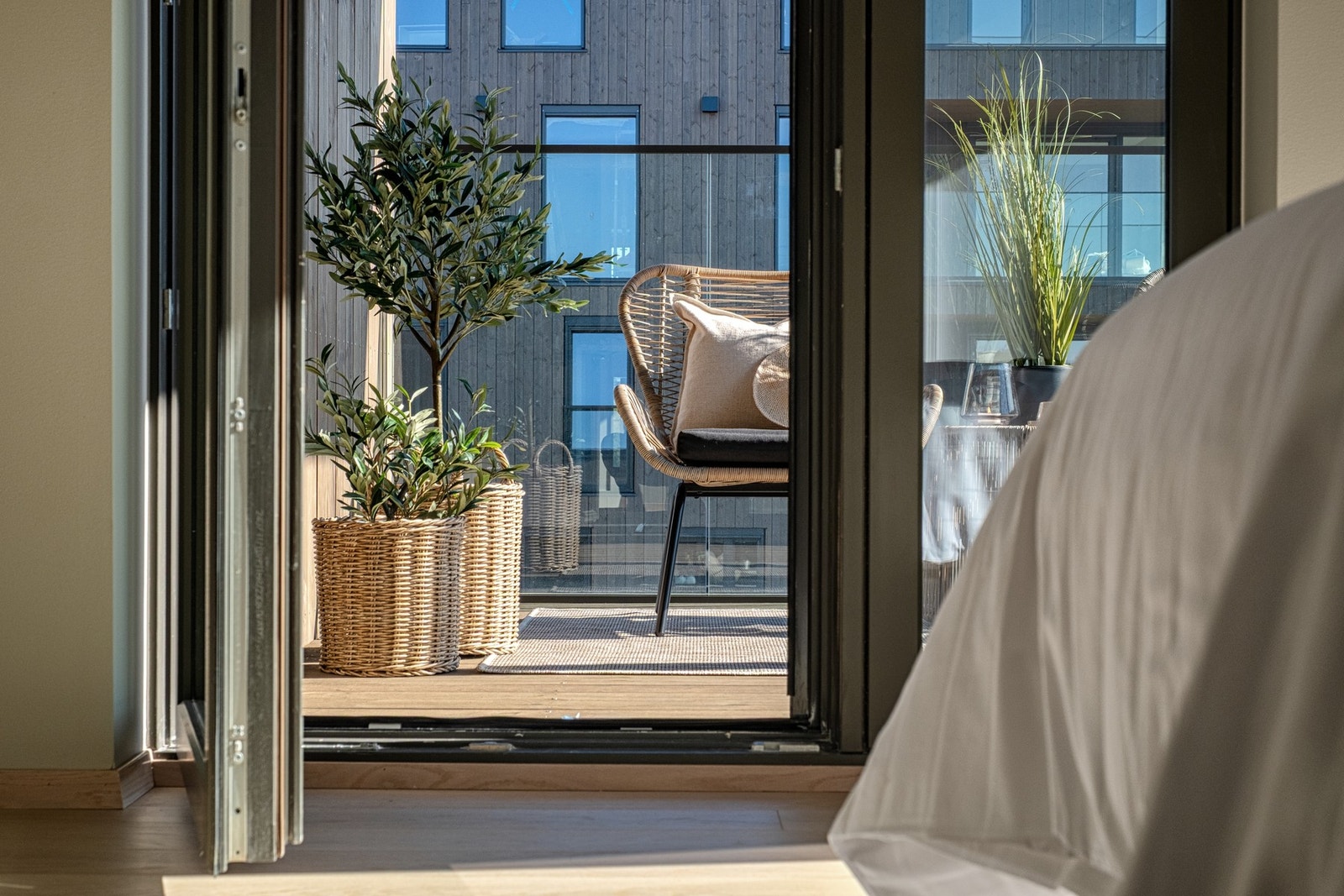 Fra hovedsoverommet er det utgang til egen balkong Galleribilde