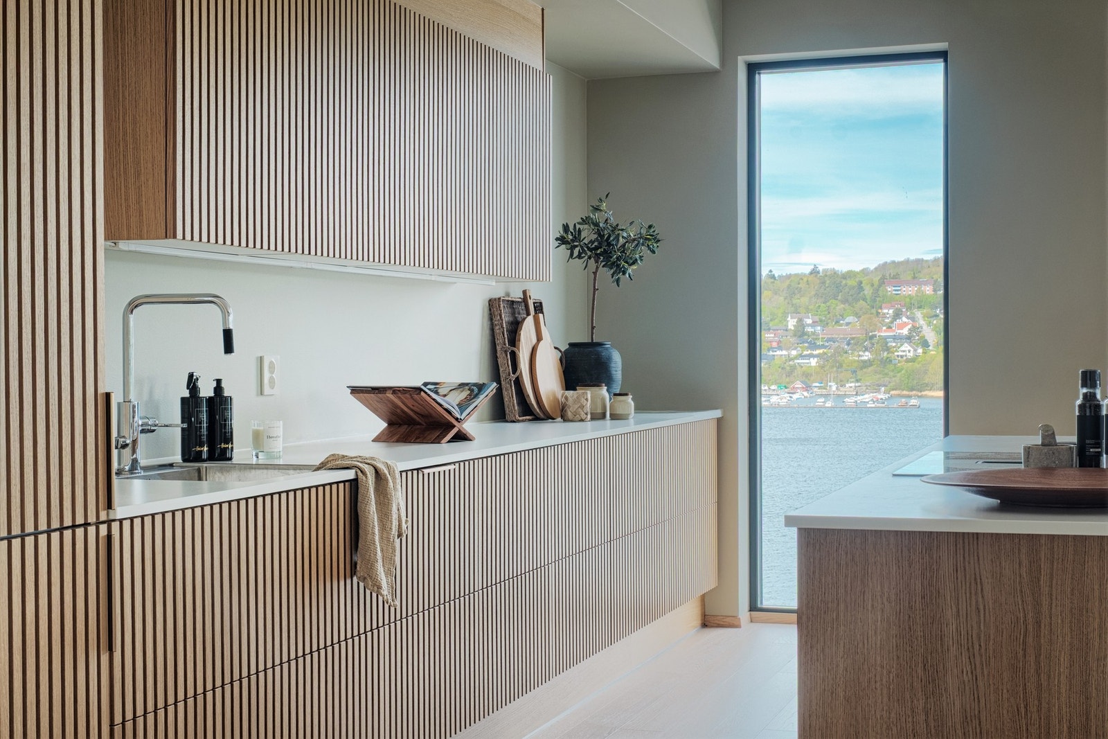 Lekker kjøkkeninnredning fra JKE og Halvor Bakke Galleribilde