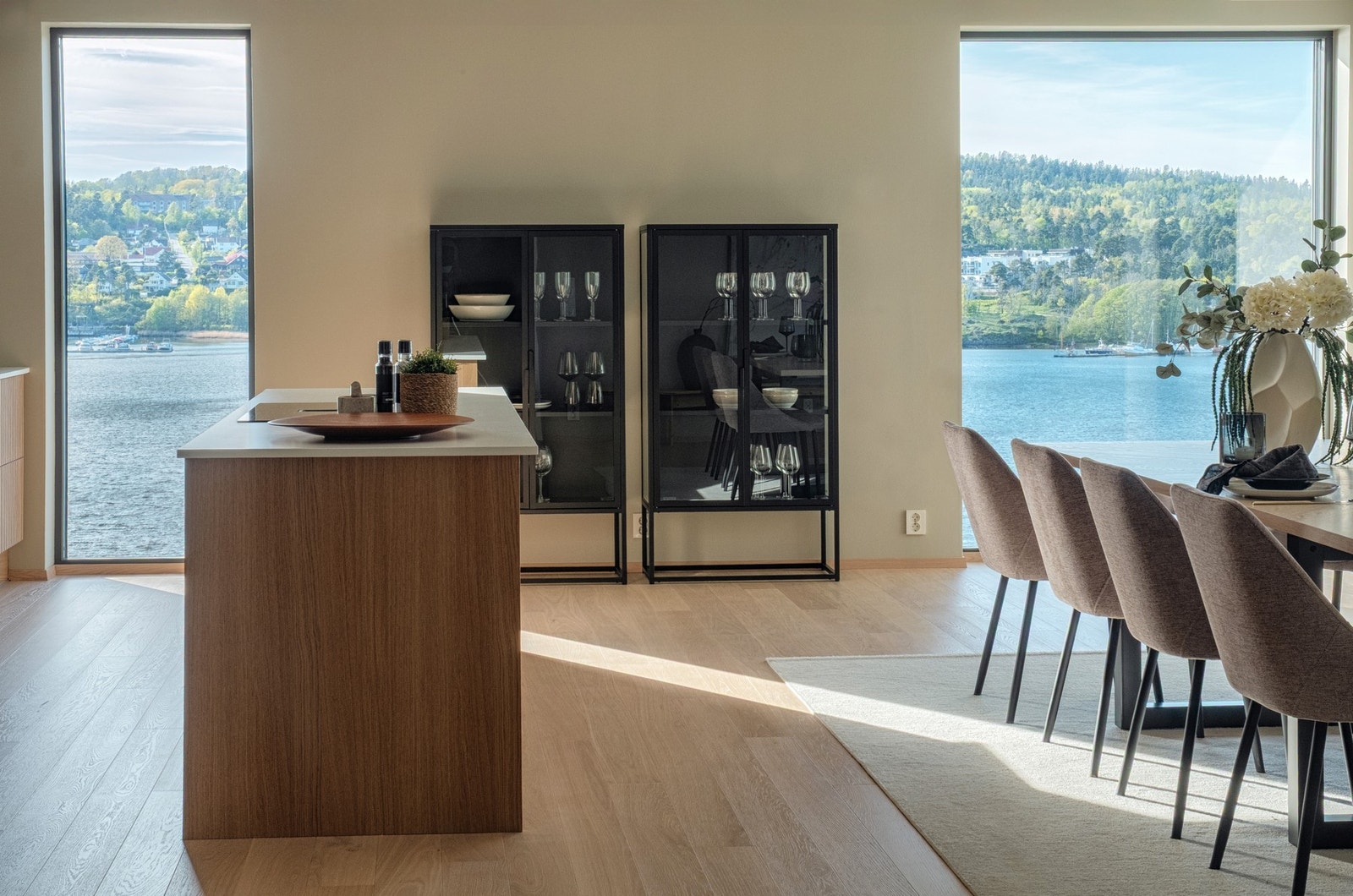 Like god plass til de raske middagene som festligemåltider Galleribilde