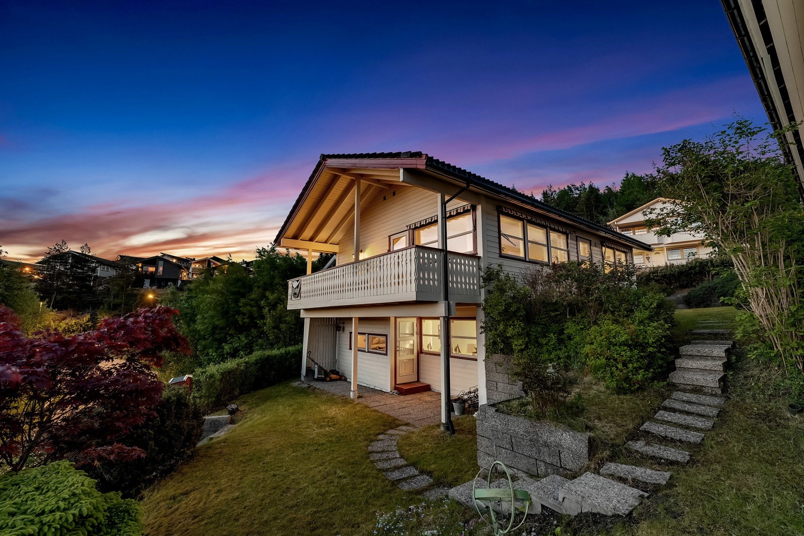 Velkommen til Harastien 1 - en koselig enebolig med utsikt og kort vei til marka Galleribilde