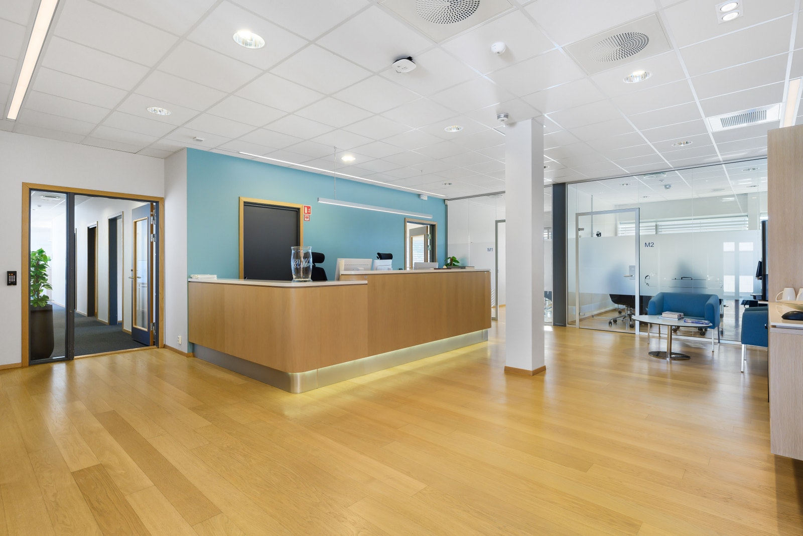 Leietaker har i dag et hyggelig resepsjonsområde Galleribilde