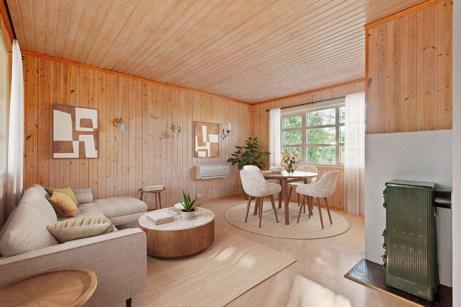 I stuen har man vedovn og varmepumpe til oppvarmning Galleribilde