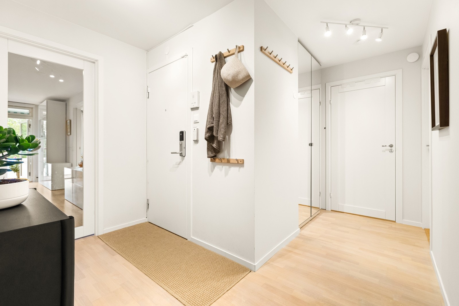 Lys og innbydende entré Galleribilde