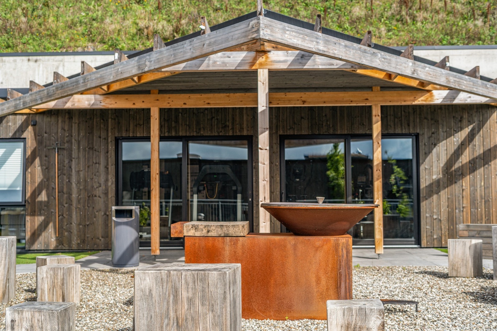 Servicebygg og uteområder som skaper trivsel og fellesskap Galleribilde