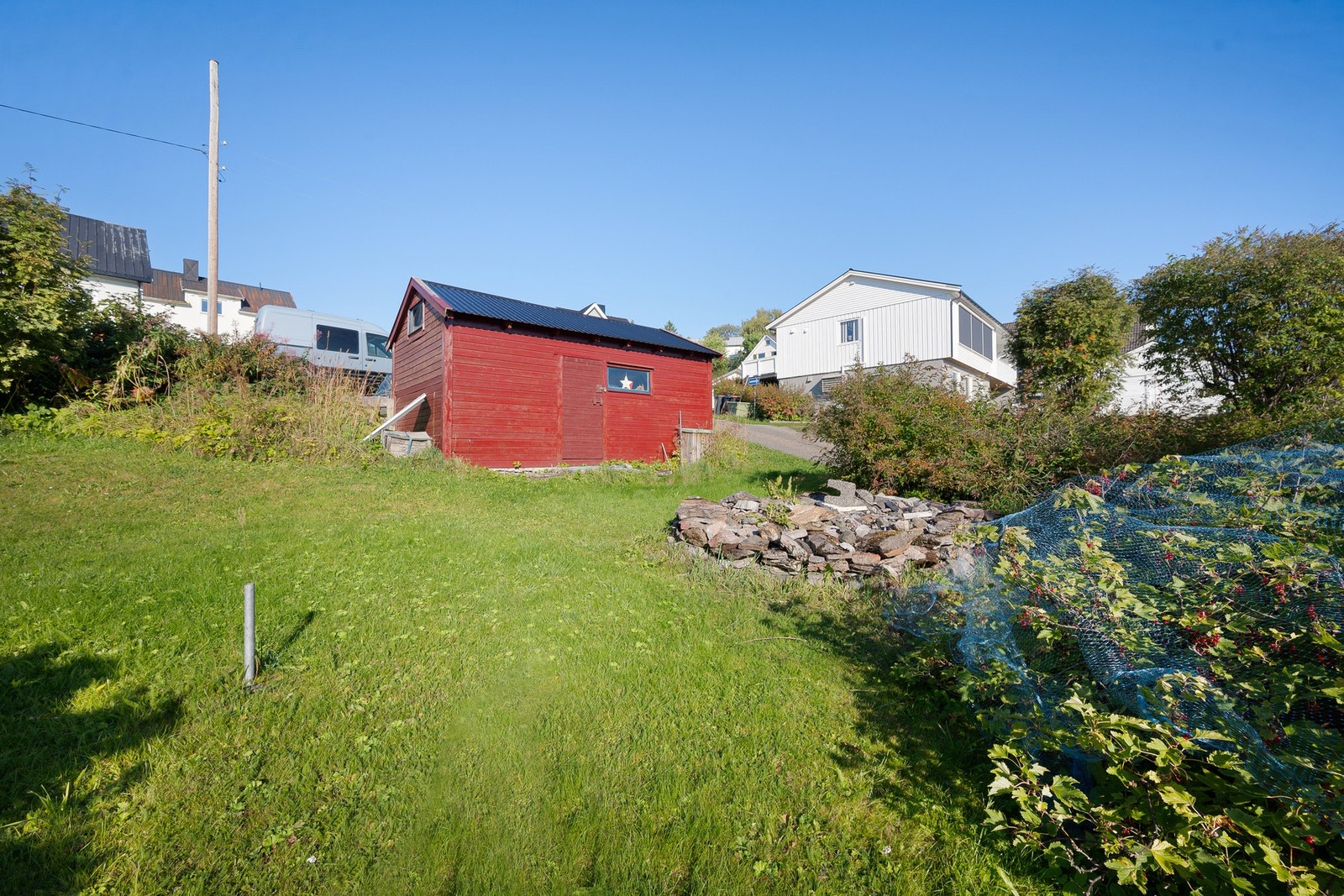 Uthuset brukes som lagringsplass Galleribilde