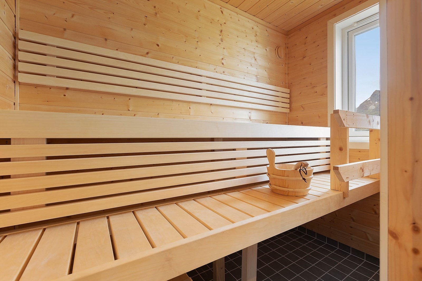 Badstue som kan nytes etter en tur på badestranden Galleribilde