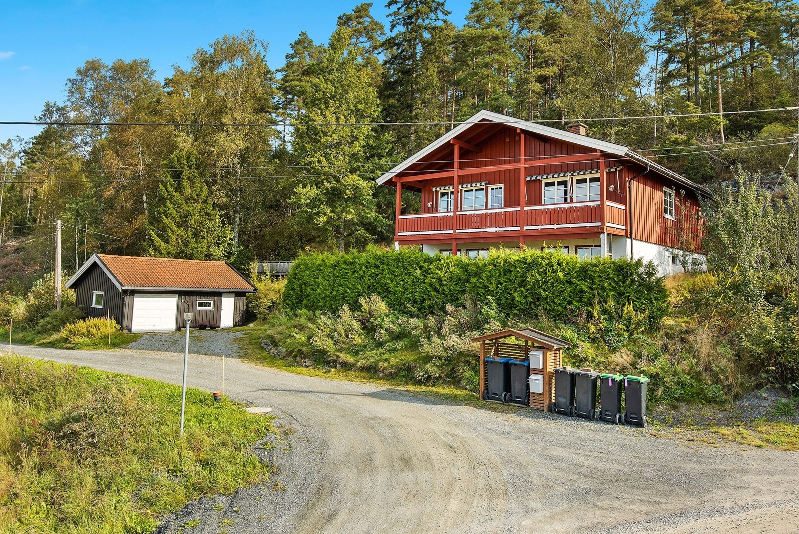 Velkommen til Budalsveien 82 - presentert av Anita Heer, Aktiv Eiendomsmegling Mysen og Rakkestad. Galleribilde