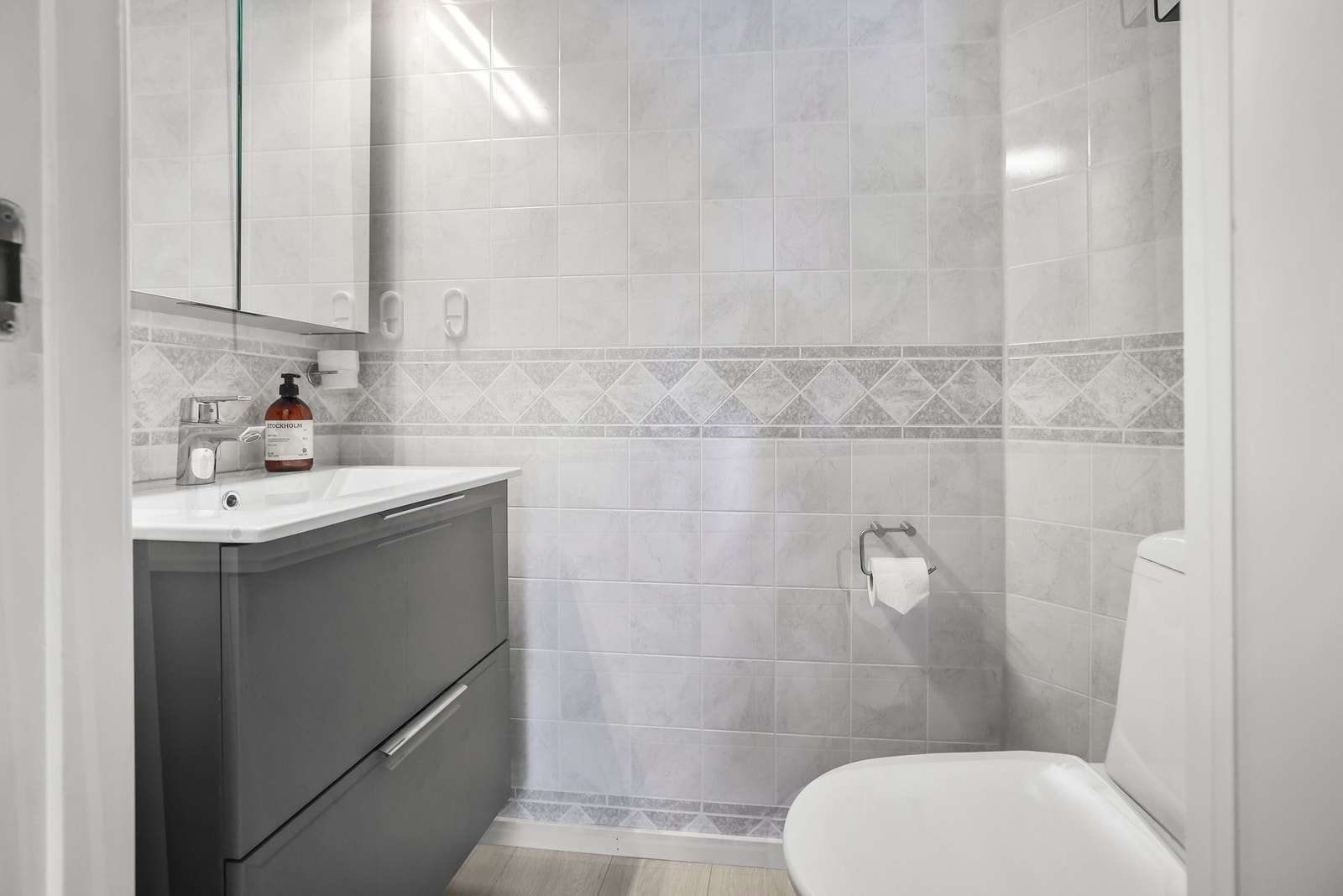 Toalettrom. Galleribilde