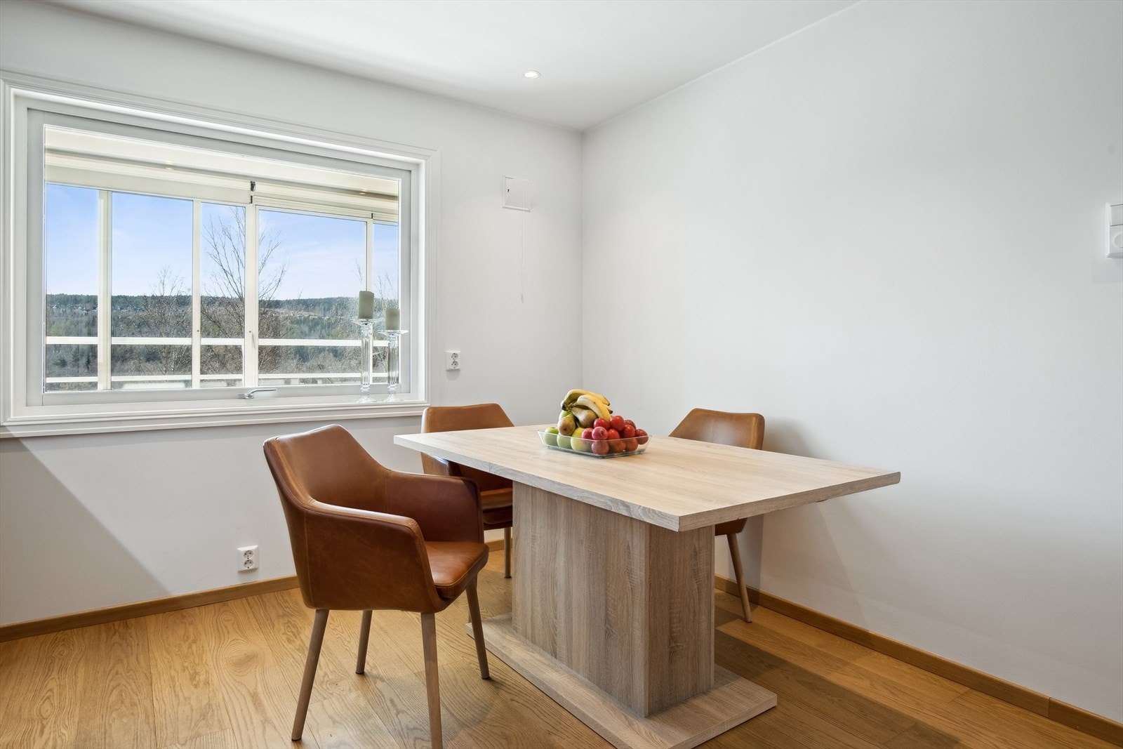 Her kan du invitere venner og familie på et hyggelig måltid! Galleribilde