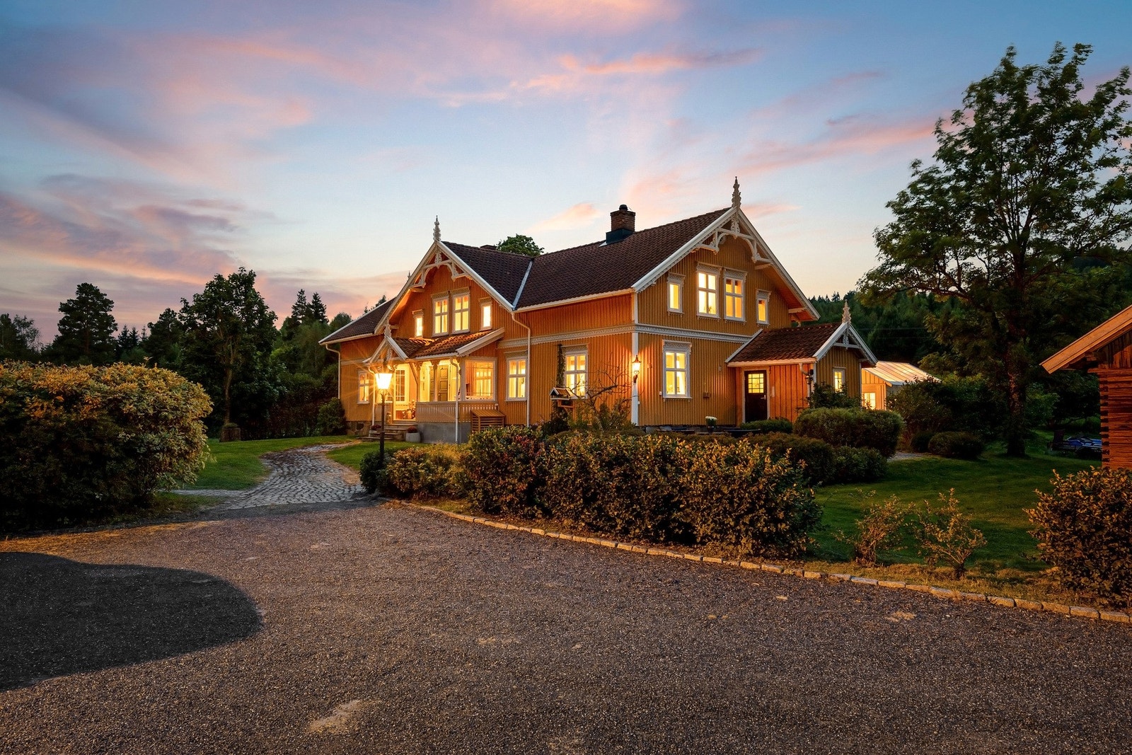 Velkommen til Svinndallinna 190, presentert av ASK Meglergaarden v/Andreas Thoring & Christian Müller! Galleribilde