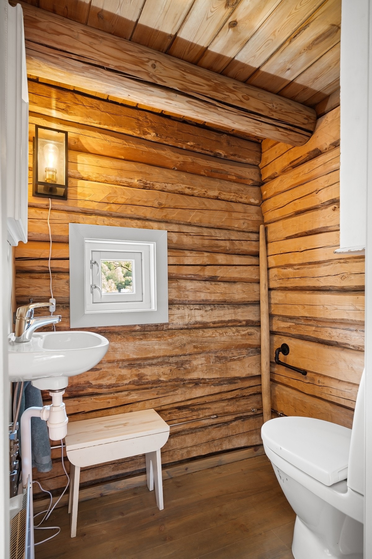 Toalettrommet Galleribilde