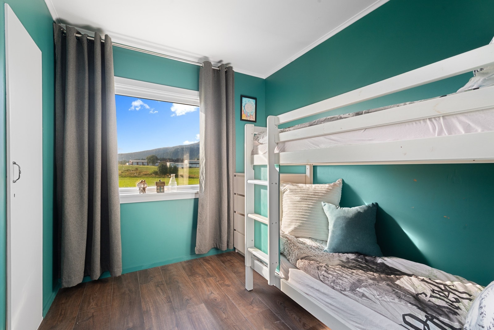 Soverom 2 i 1. etasje Galleribilde