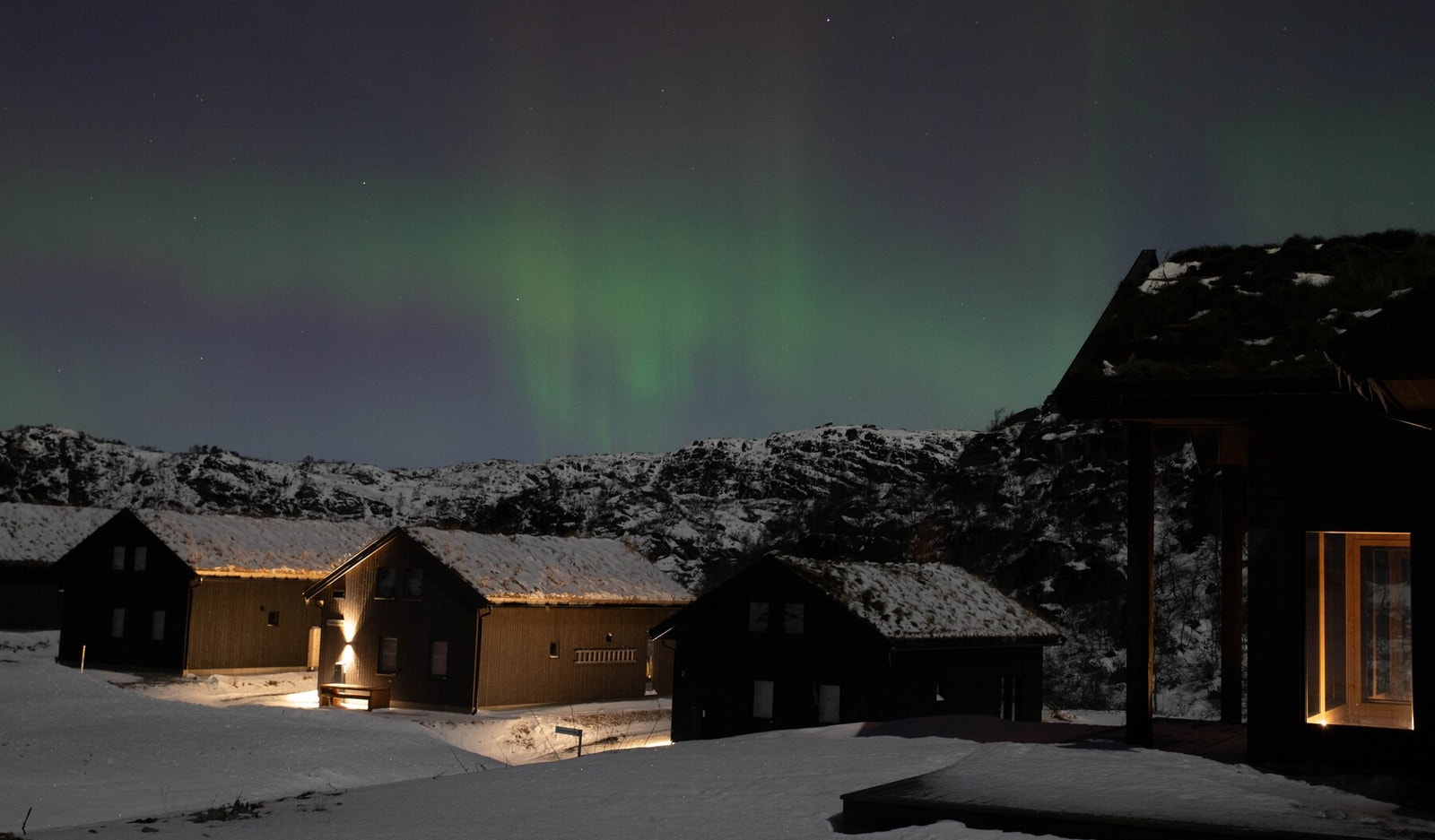 Observert Nordlys fra stuevinduene flere ganger Galleribilde