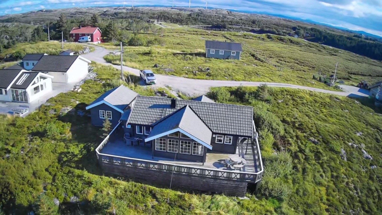 Velkommen til visning! Ta kontakt med megler dersom annonsert visning ikke passer eller du har andre spørsmål til eiendommen. Galleribilde