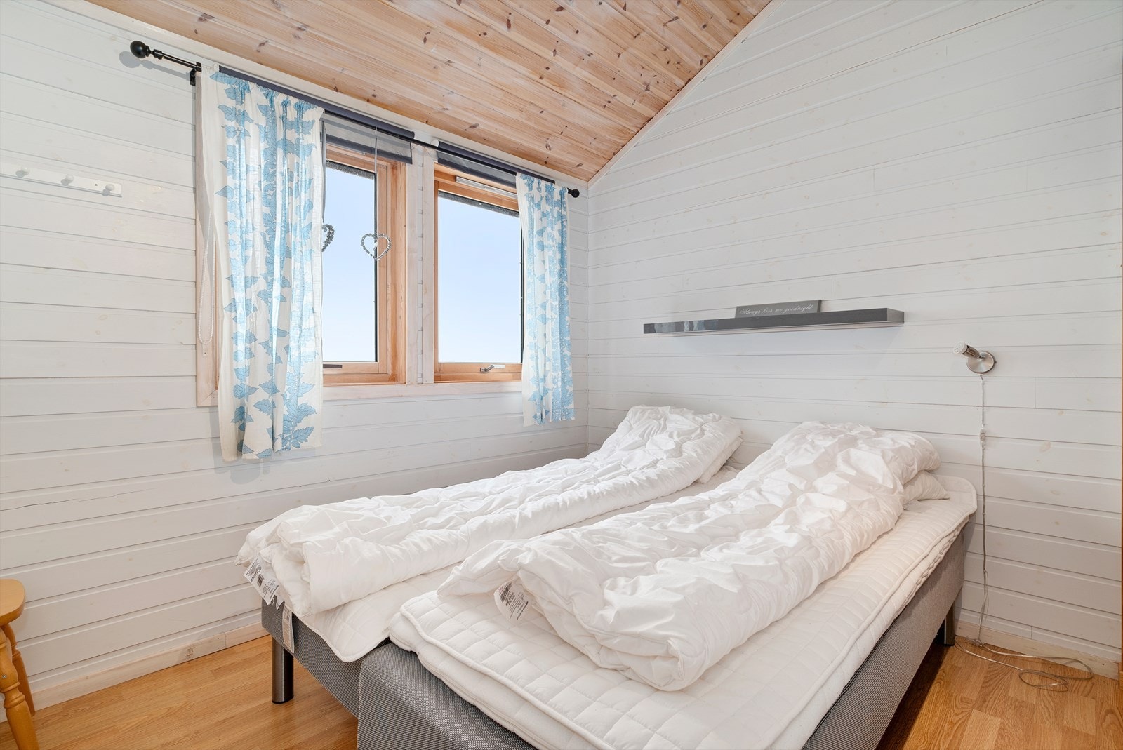 Soverommene er på 8m², 6m² og 6m². Galleribilde