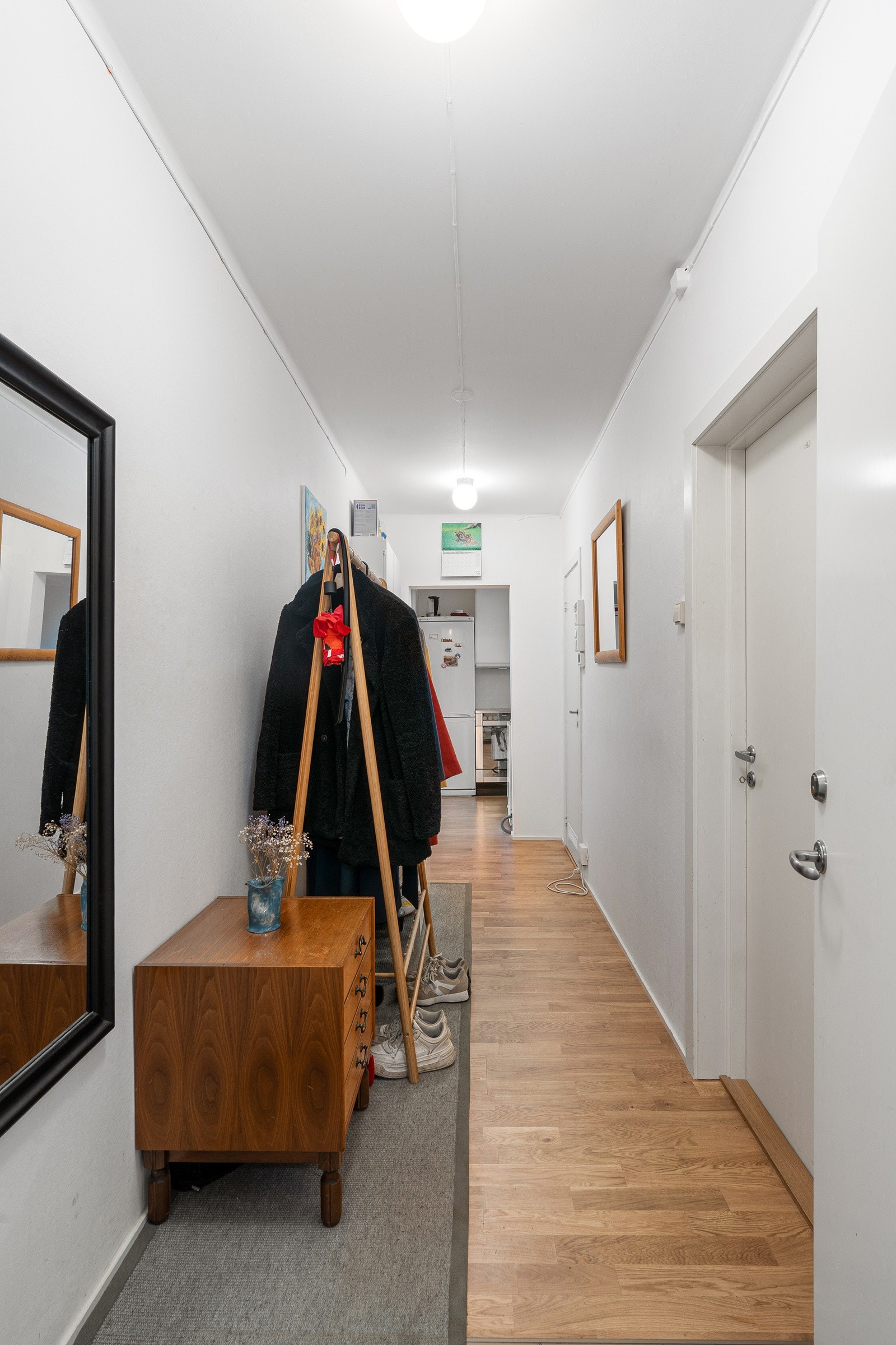 Leiligheten disponerer for øvrig også tre stk sportsboder i fellesområdene. Særdeles mye lagringsplass! Galleribilde