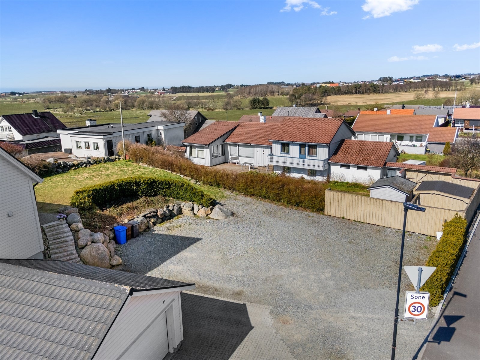 Gangavstand til Bryne sentrum - skoler, barnehager og kollektiv Galleribilde