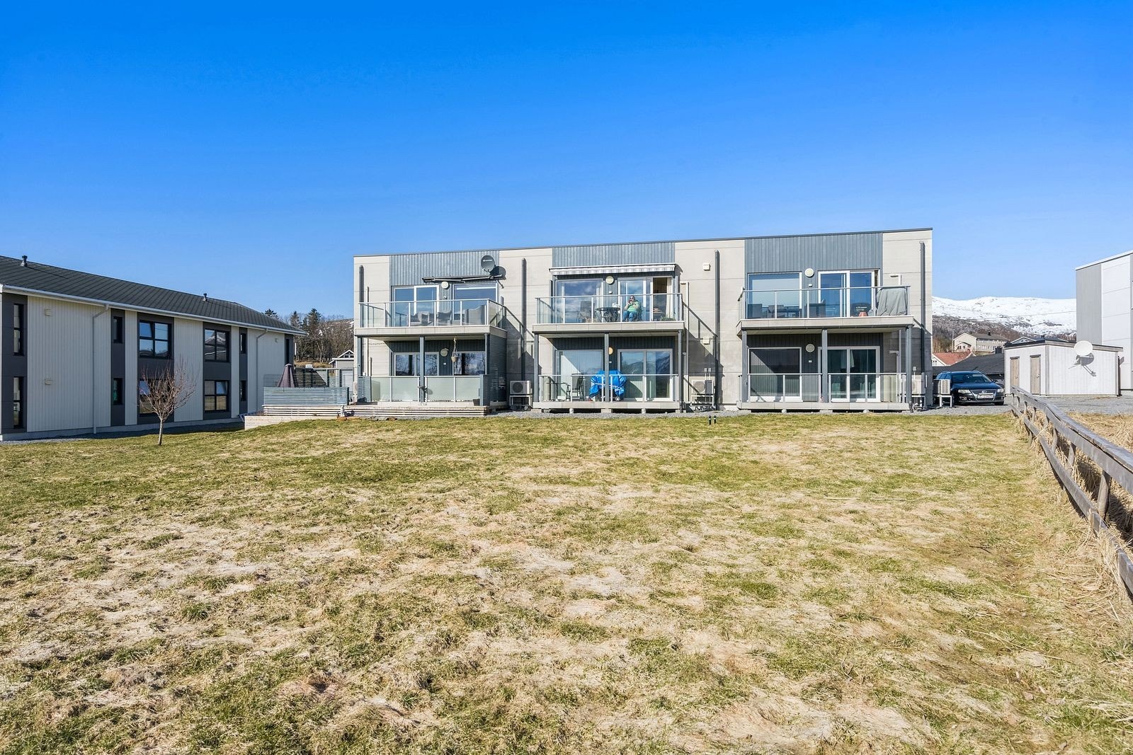 Velkommen til Nerlelandsveien 39 som her presenteres av eiendomsmegler Lisa Helgesen - REDE Eiendomsmegling Galleribilde