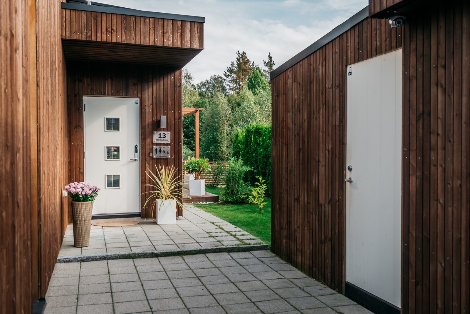 Inngangsparti. Galleribilde