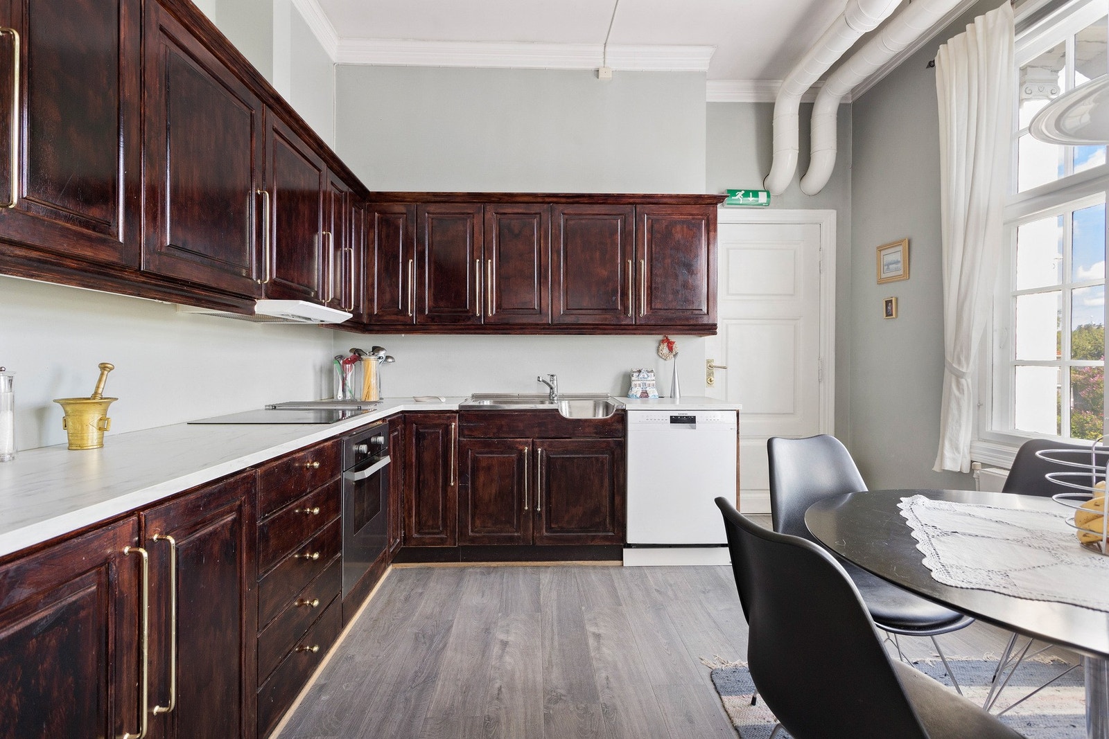 Hovedkjøkken i andre etasje. Galleribilde