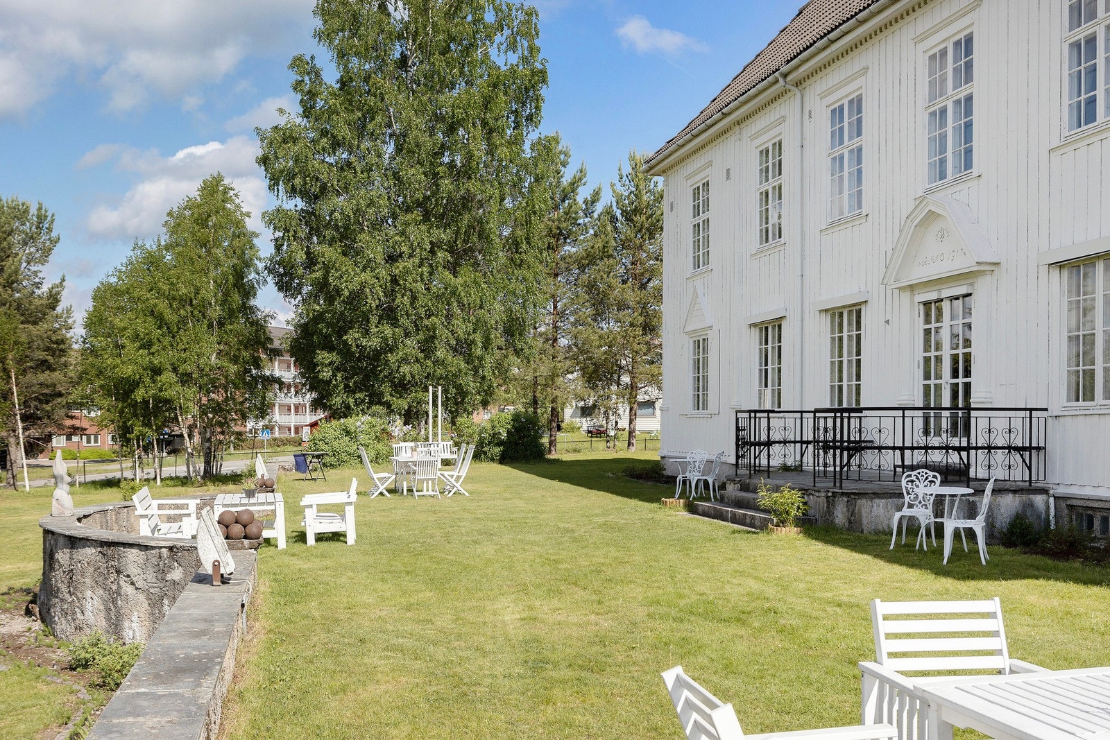 Hagen på vestsiden. Galleribilde