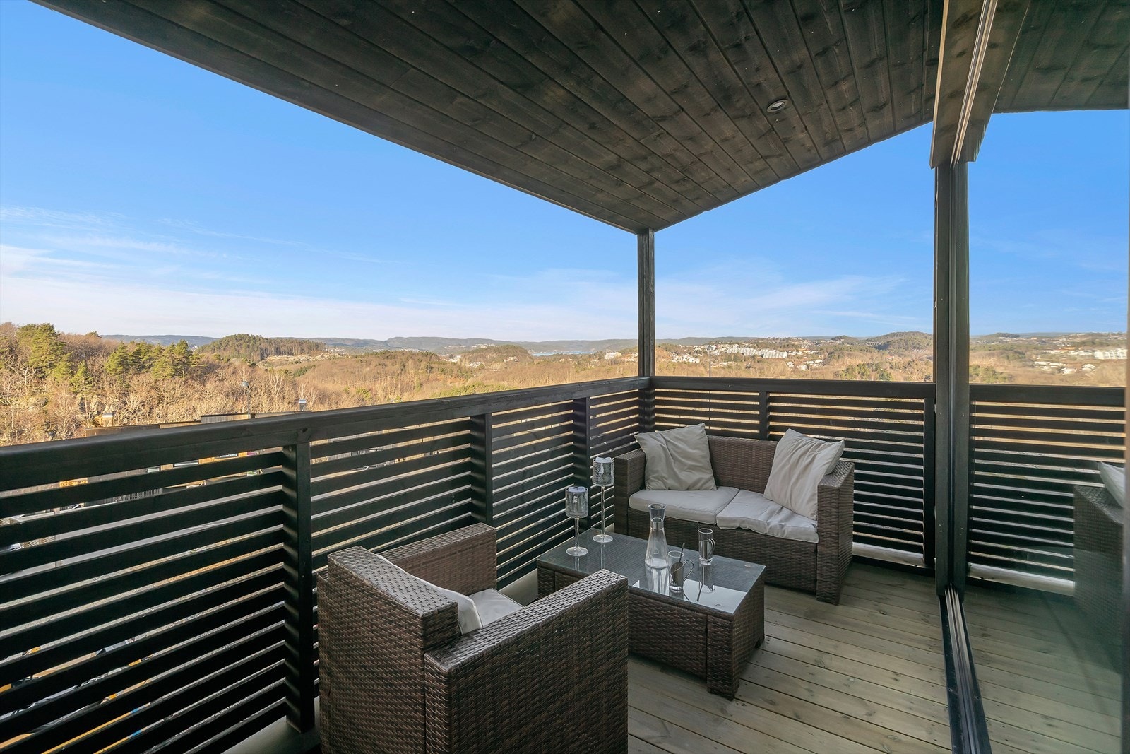 Utsikt som endrer seg med årstidene Galleribilde