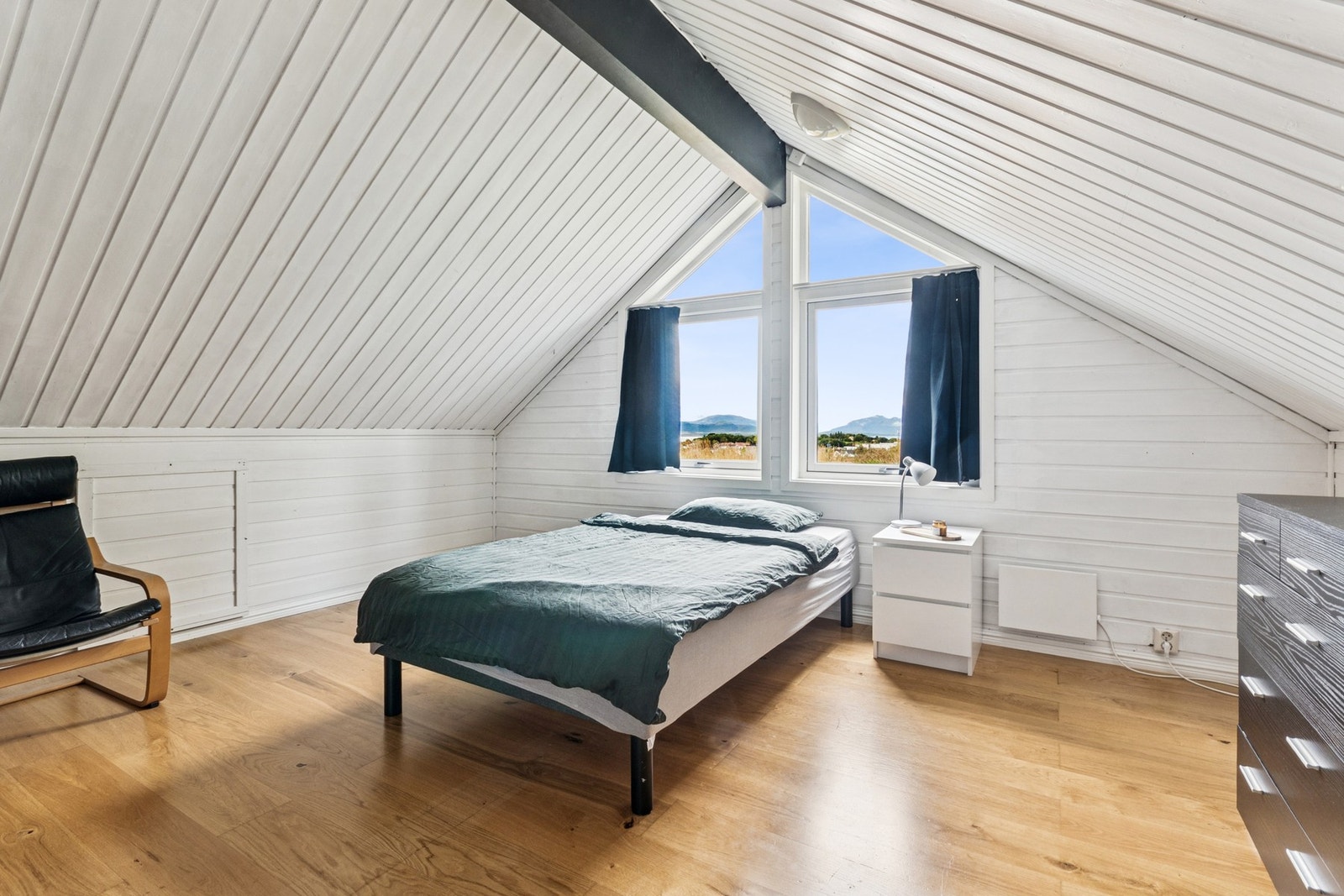 Soverom 2 på loft. Galleribilde