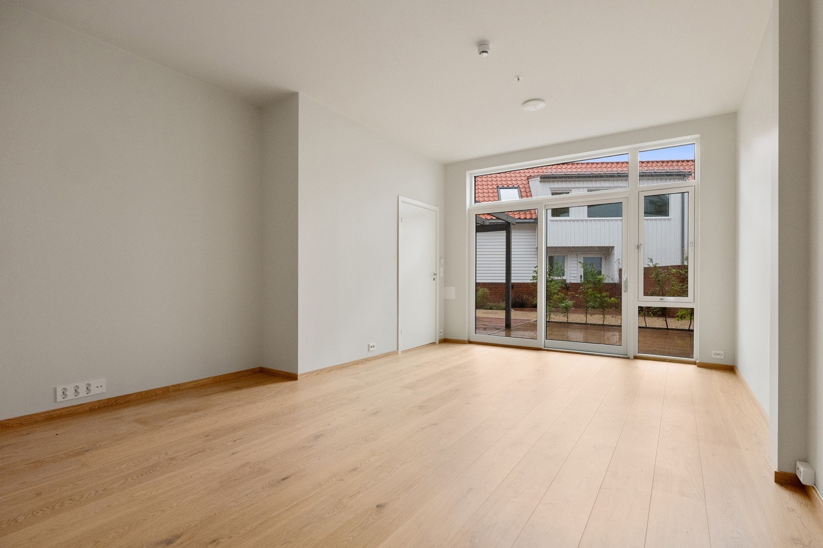 Stue m/opplegg for kjøkken i 1. etasje Galleribilde