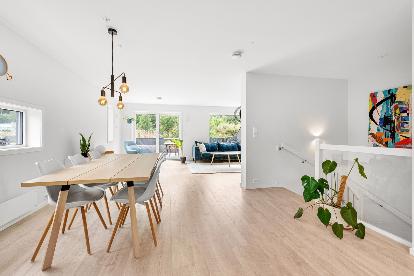 God plass til spisebord. Galleribilde