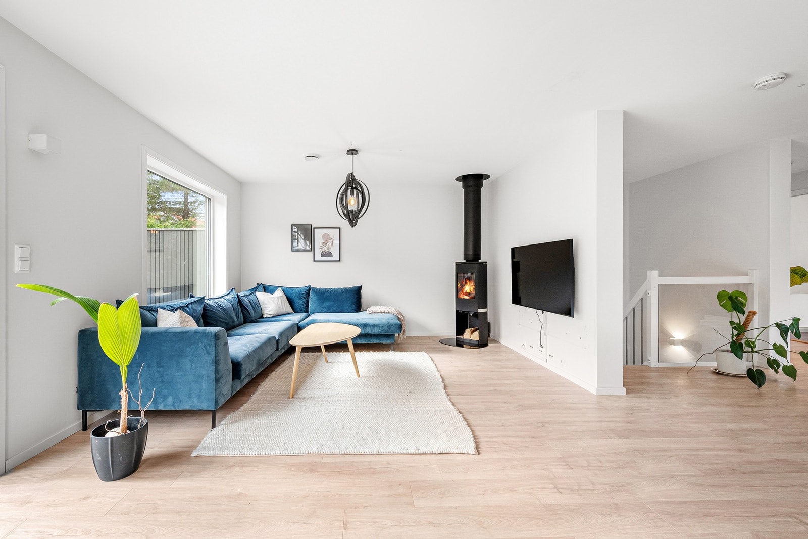 Peisovn i hjørnet. Galleribilde