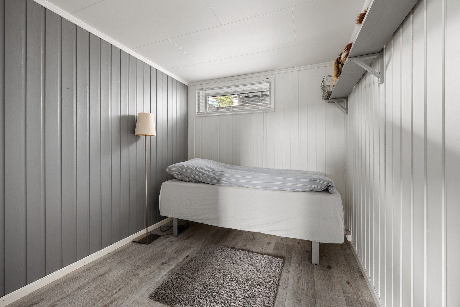 Bod benyttet til soverom - 8 kvm. Det foreligger ingen søknad om bruksendring og kjøper overtar risiko for dette. Galleribilde