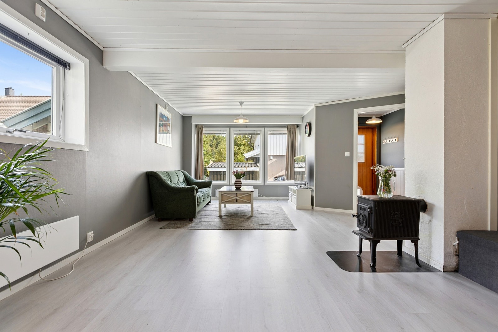 EiendomsMegler1 v/Magnus Sollid har gleden av å presentere en pen 3-roms leilighet på 62kvm Galleribilde