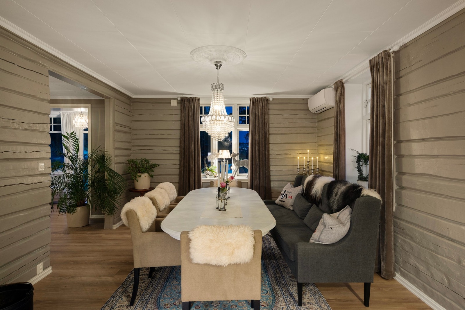 Hyggelig å samle venner her! Galleribilde