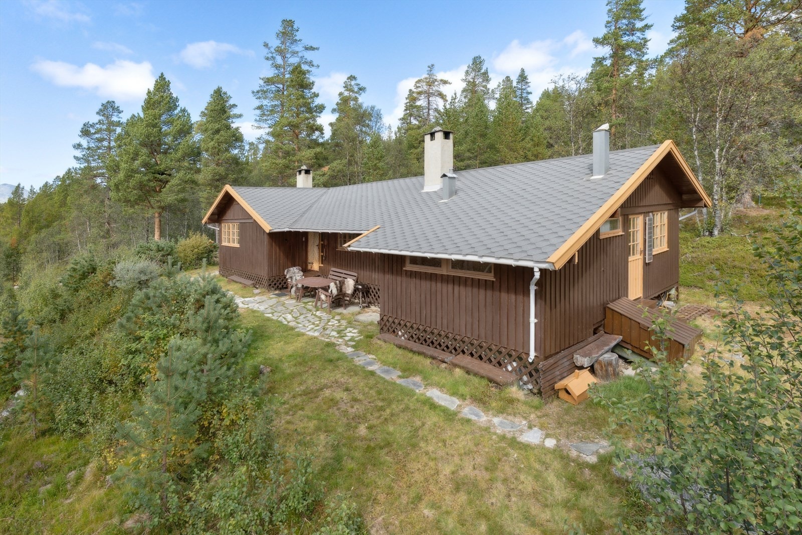 Fasadebilde vest. Galleribilde